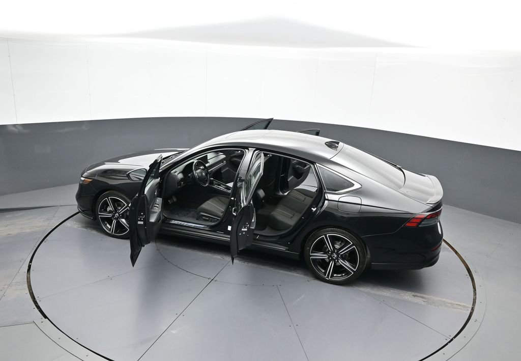 Certified 2023 Honda Accord Sport image 43