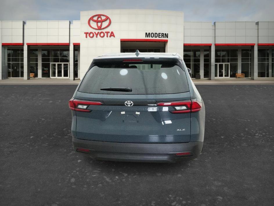 Certified 2026 Toyota Grand Highlander XLE FWD image 45