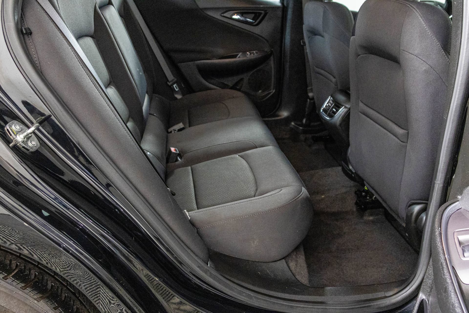 Used 2021 Chevrolet Malibu LT w/ Midnight Edition image 40