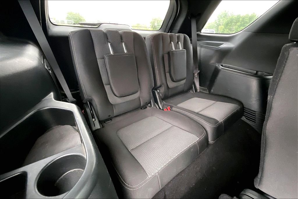 Used 2018 Ford Explorer XLT FWD image 26