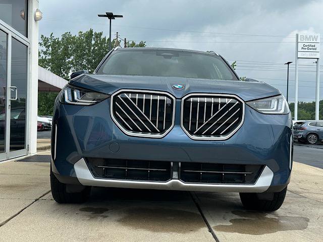 Used 2026 BMW X3 xDrive30i AWD/4WD image 2