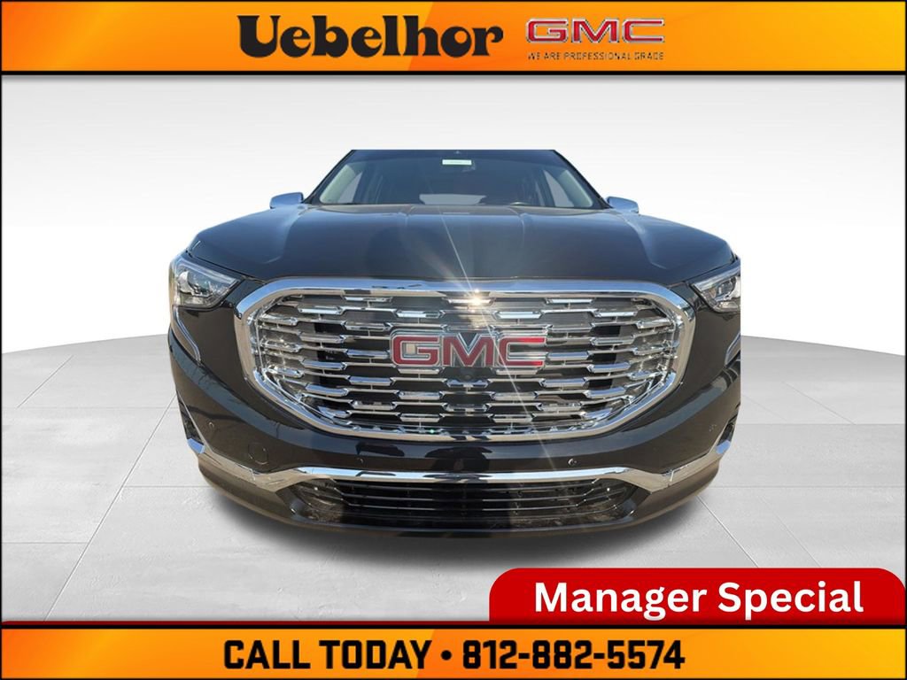 Used 2020 GMC Terrain Denali w/ Denali Premium Package FWD image 11