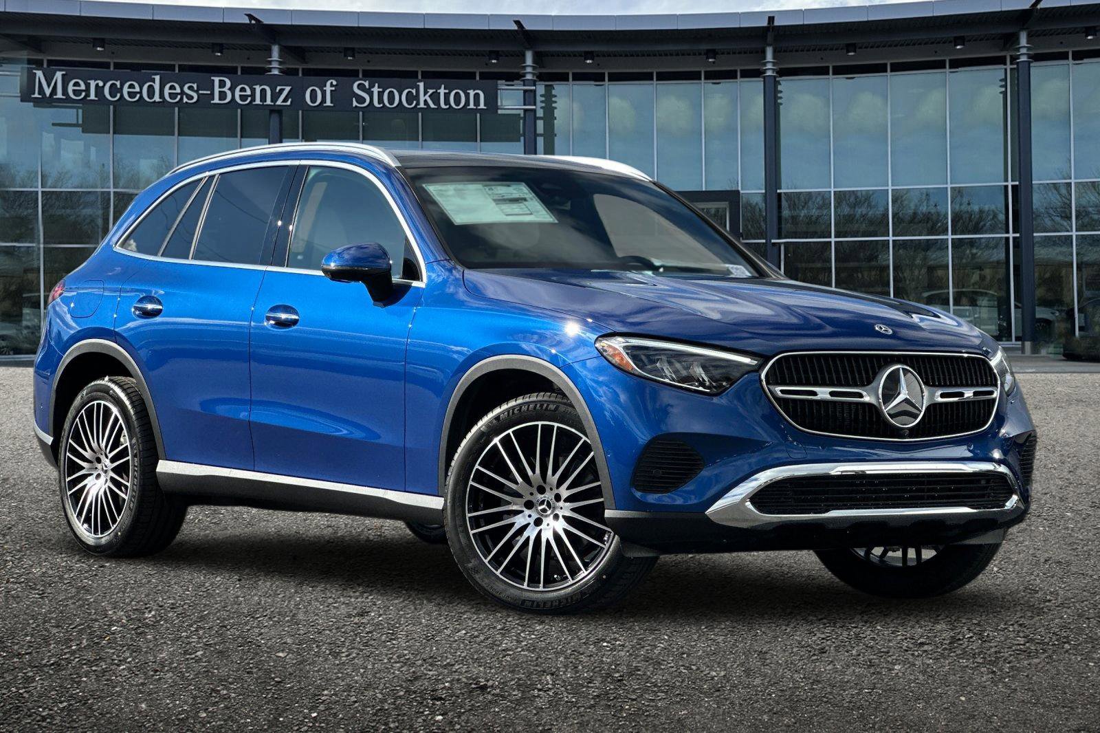 New 2026 Mercedes-Benz GLC 300 4MATIC