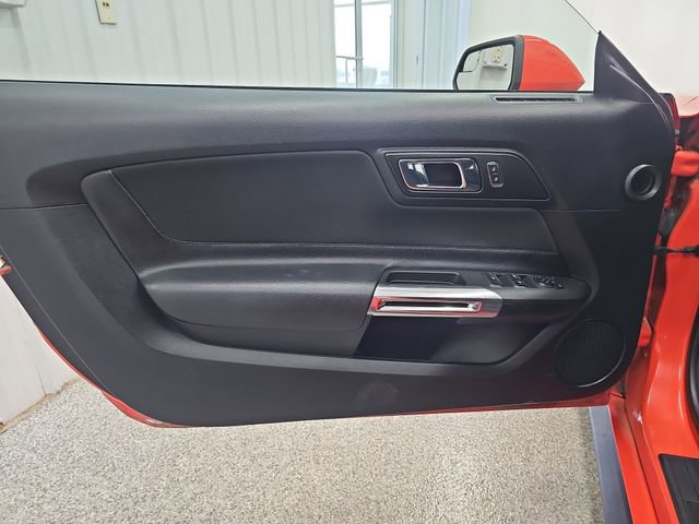 Used 2016 Ford Mustang Convertible w/ Equipment Group 051A RWD image 10