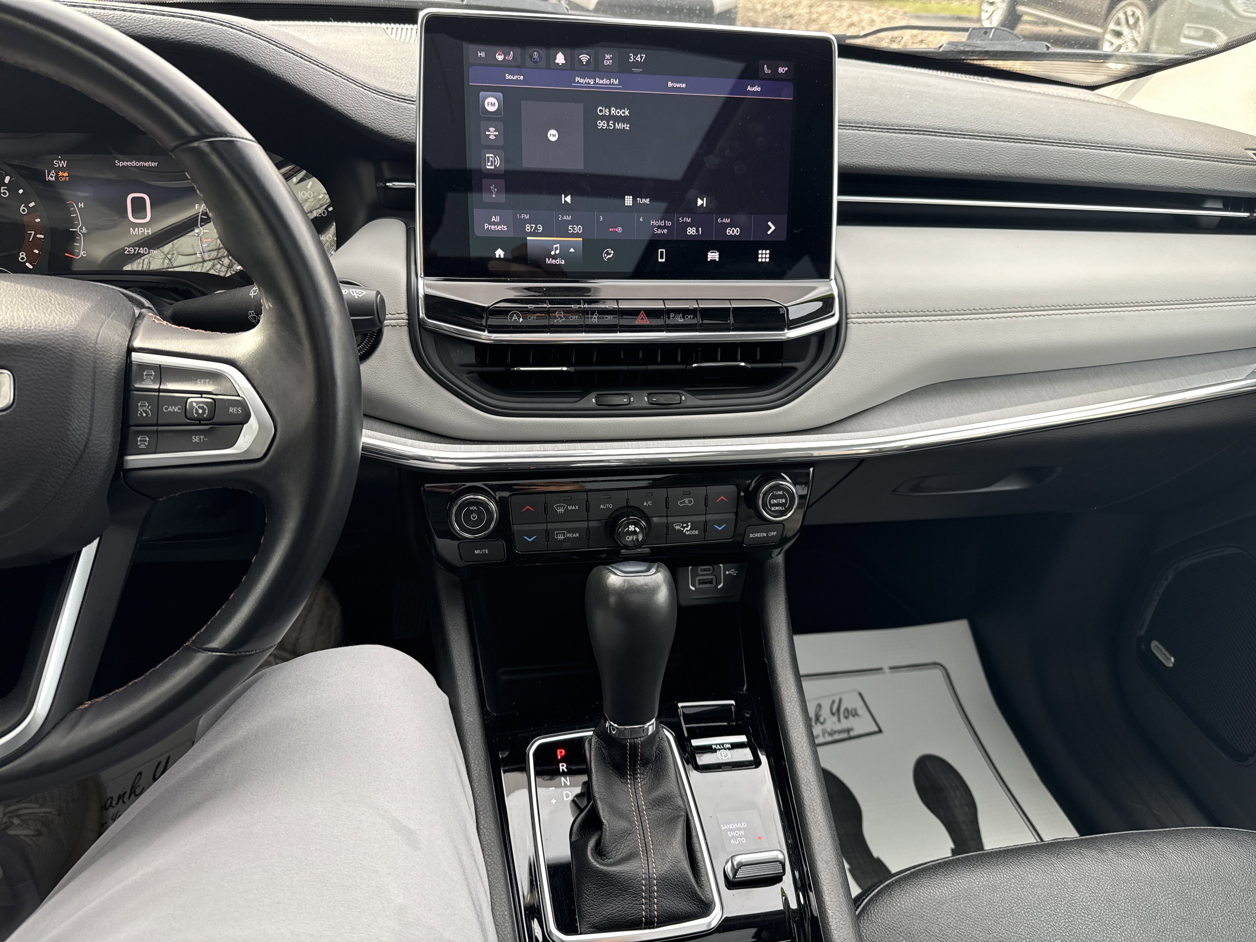 Used 2022 Jeep Compass Limited w/ Sun and Sound Group image 24