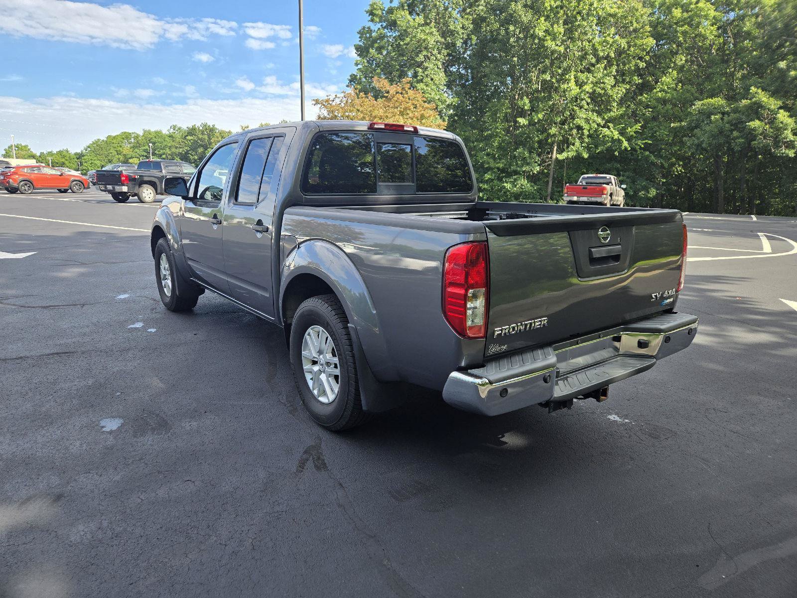 Used 2019 Nissan Frontier SV w/ Value Truck Package AWD/4WD image 6