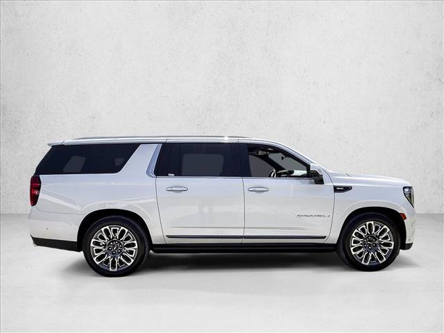 Used 2024 GMC Yukon XL Denali Ultimate AWD/4WD video 4