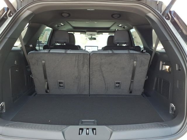 New 2027 Ford Explorer Active w/ Active Comfort Package AWD/4WD image 13