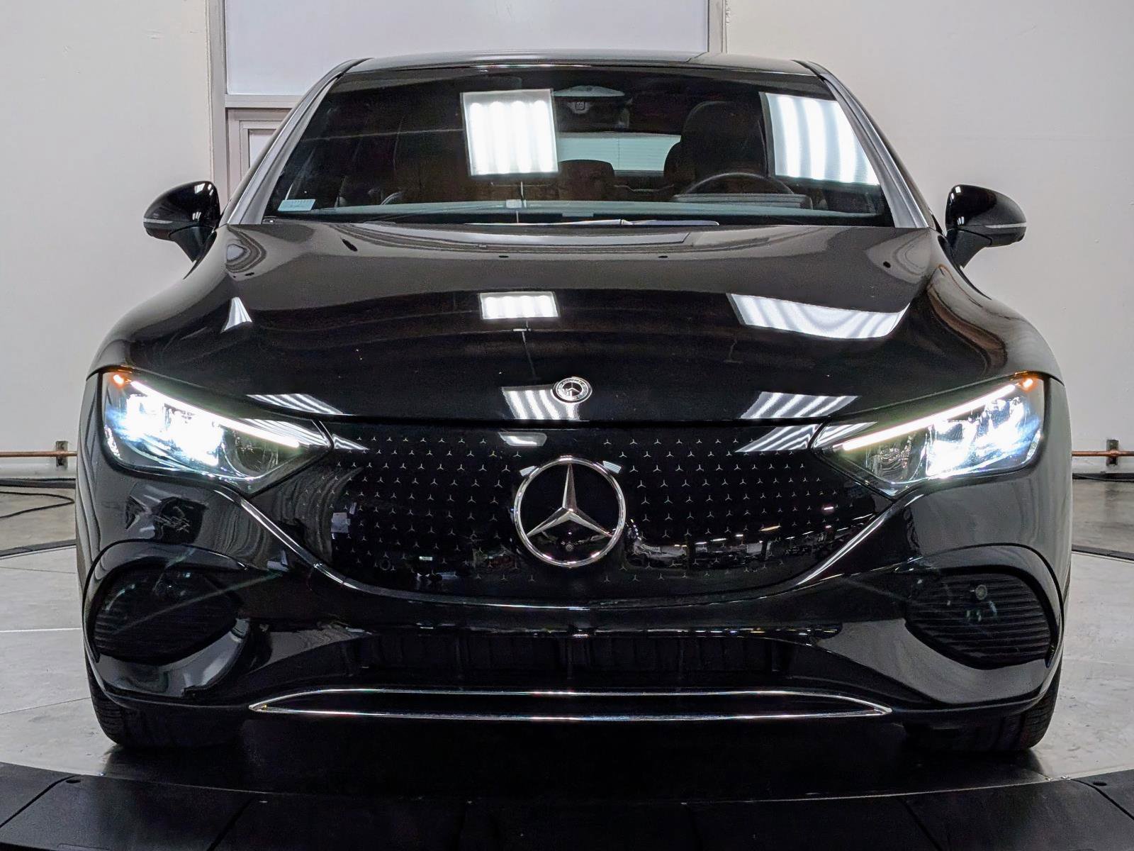 Used 2024 Mercedes-Benz EQE 350+ 4MATIC Sedan image 3