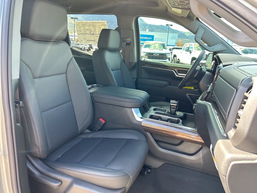 New 2026 Chevrolet Silverado 1500 LT w/ Z71 Off-Road Package AWD/4WD image 18