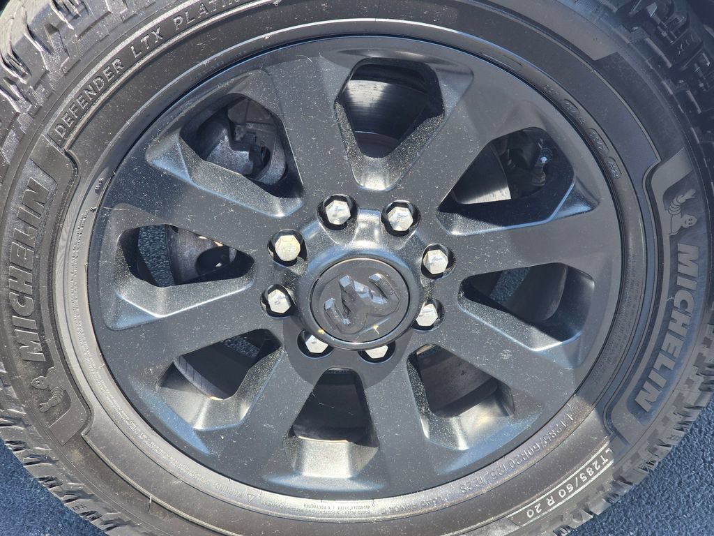 Used 2022 RAM 2500 Laramie w/ Night Edition AWD/4WD image 10