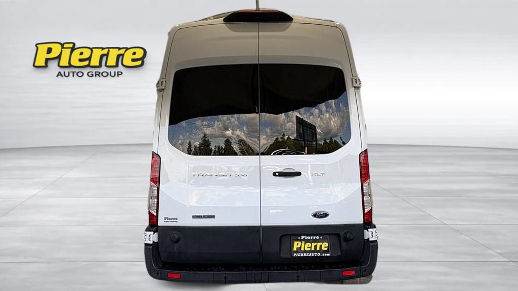 Used 2019 Ford Transit 350 XLT RWD image 3