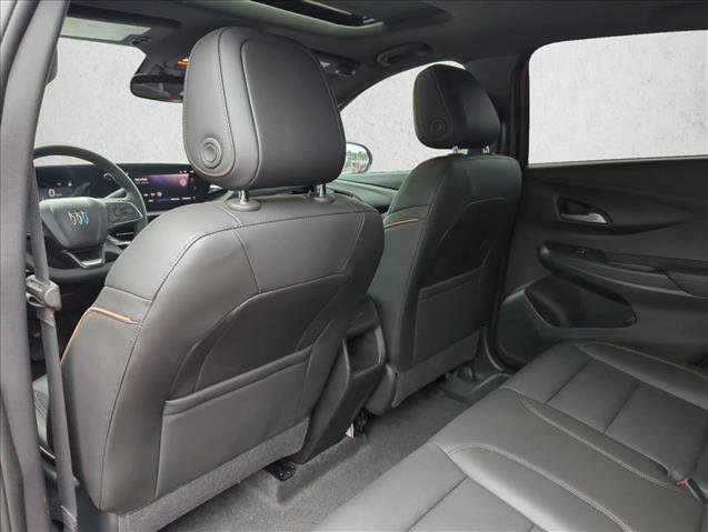 Used 2025 Buick Envista Avenir image 20