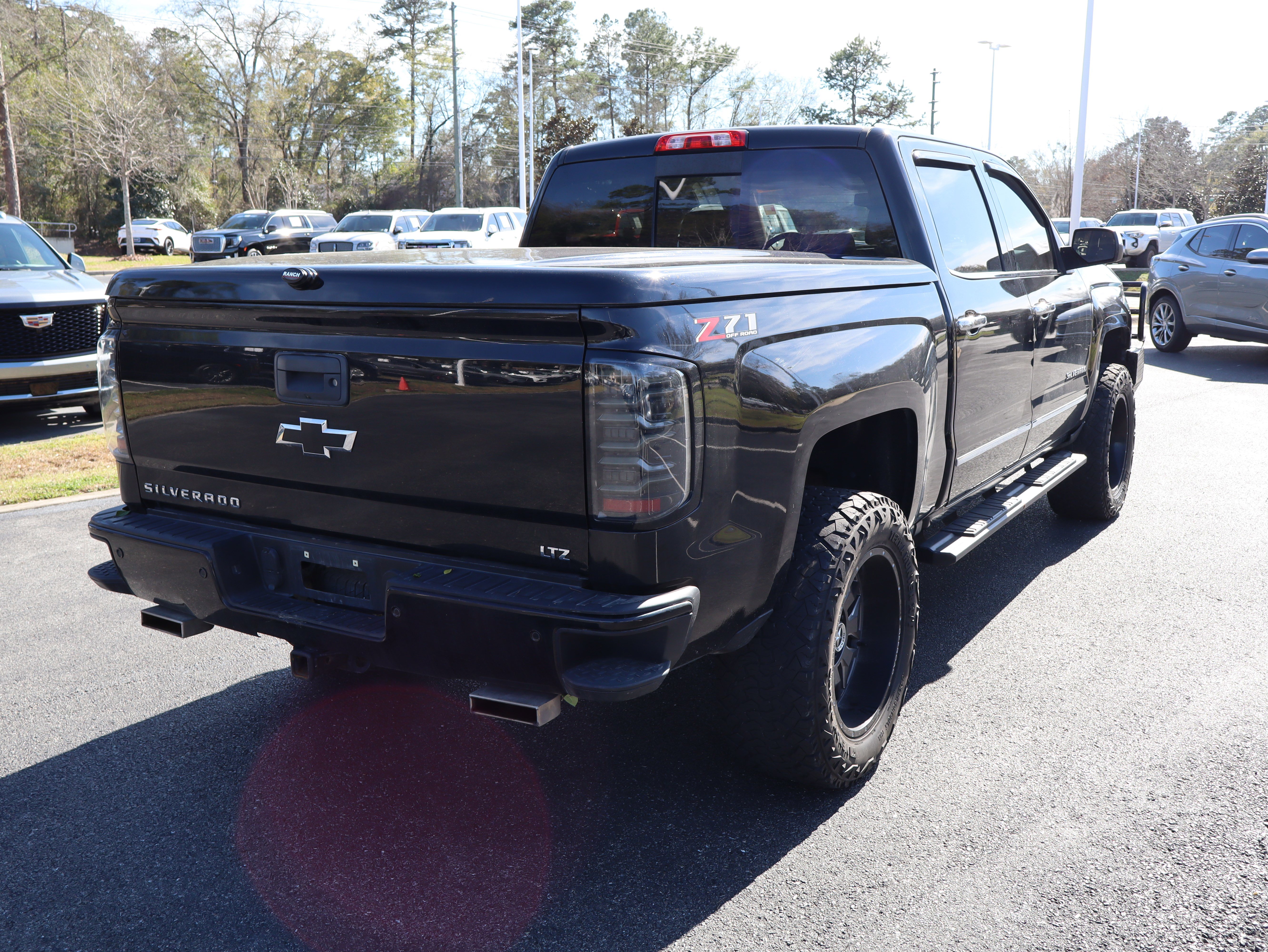 Used 2018 Chevrolet Silverado 1500 LTZ Z71 w/ LTZ Plus Package image 3