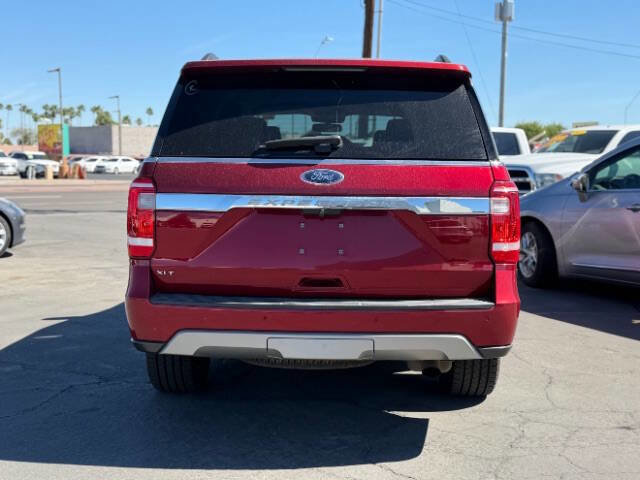 Used 2019 Ford Expedition XLT w/ Equipment Group 202A image 4