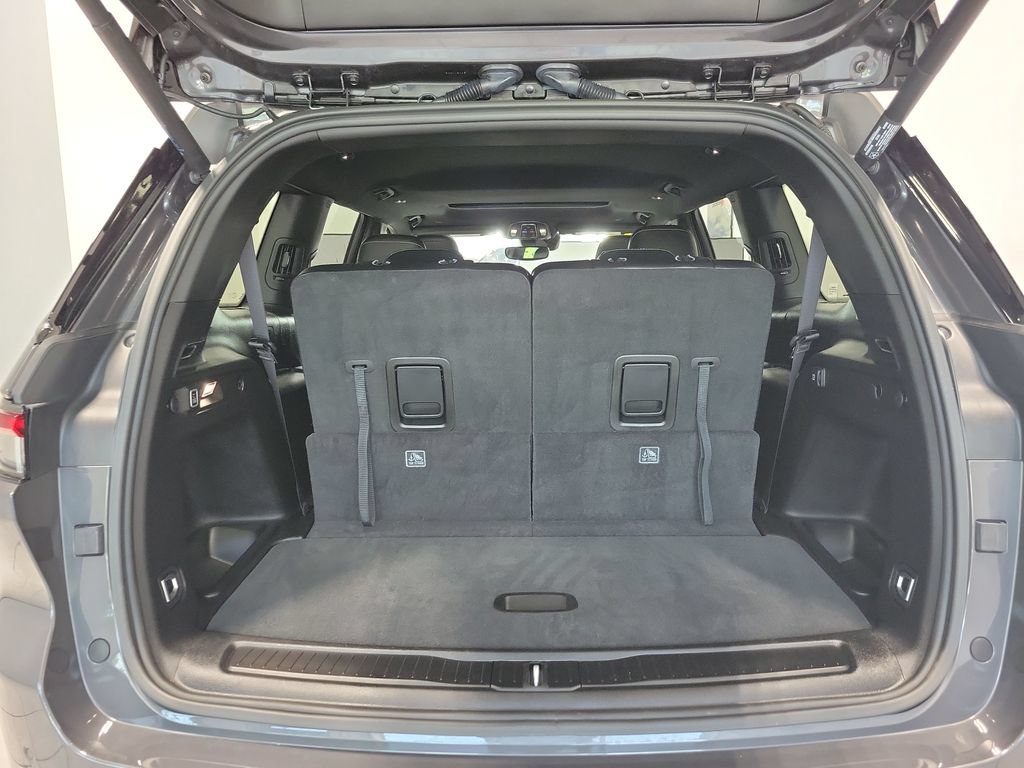Used 2024 Jeep Grand Cherokee L Altitude AWD/4WD image 16