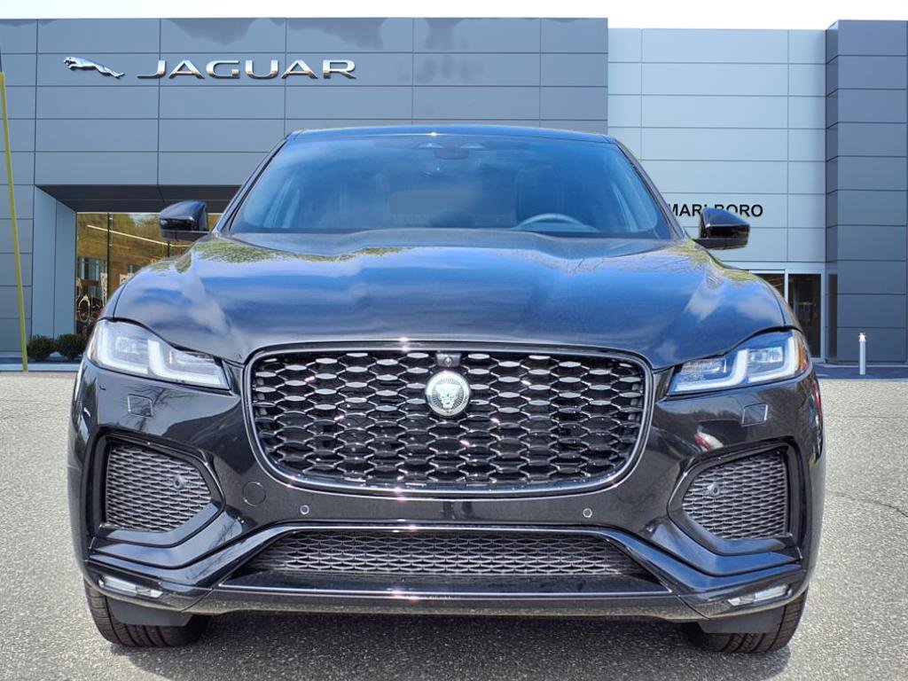 New 2026 Jaguar F-PACE R-Dynamic S image 8