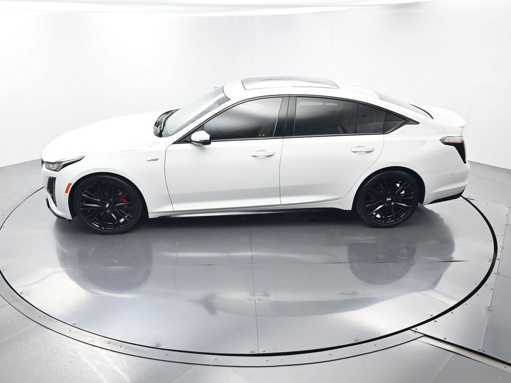Used 2022 Cadillac CT5 V w/ Platinum Package RWD image 34