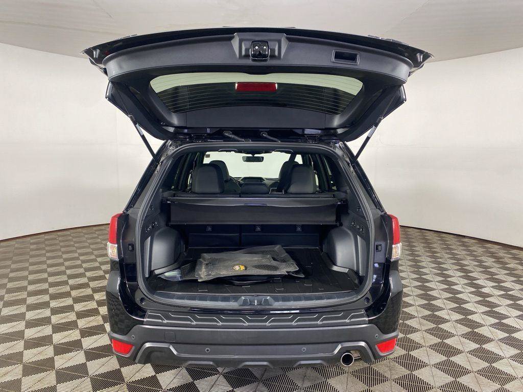 Used 2025 Subaru Forester Wilderness AWD/4WD image 8