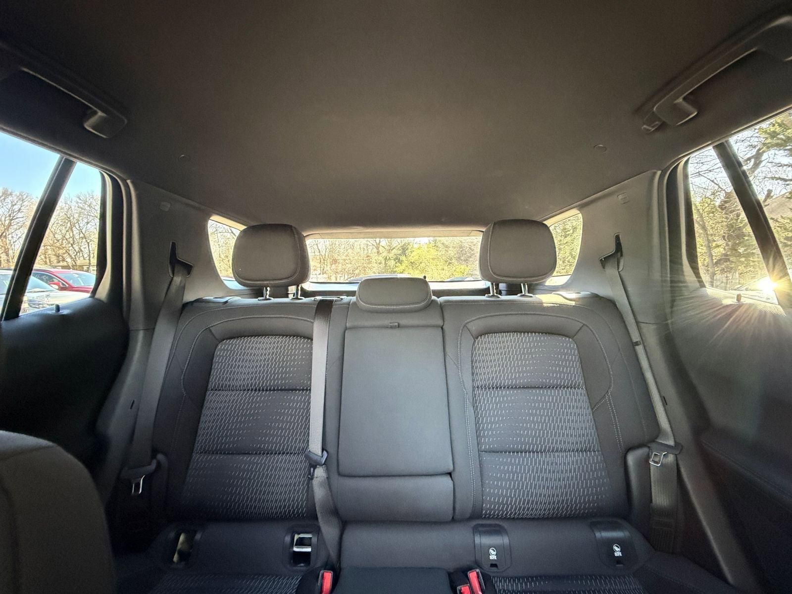 Used 2025 Chevrolet Equinox LT image 37