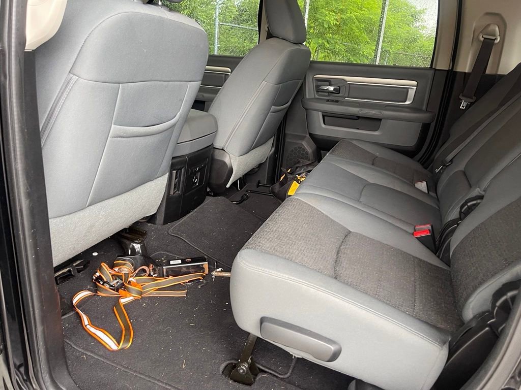 Used 2013 RAM 2500 SLT w/ Luxury Group AWD/4WD image 6