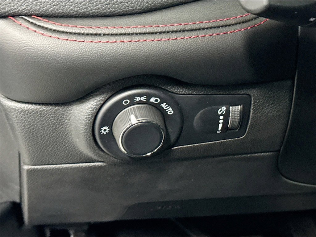 Used 2024 Dodge Durango R/T w/ Tow 'N Go Package image 6