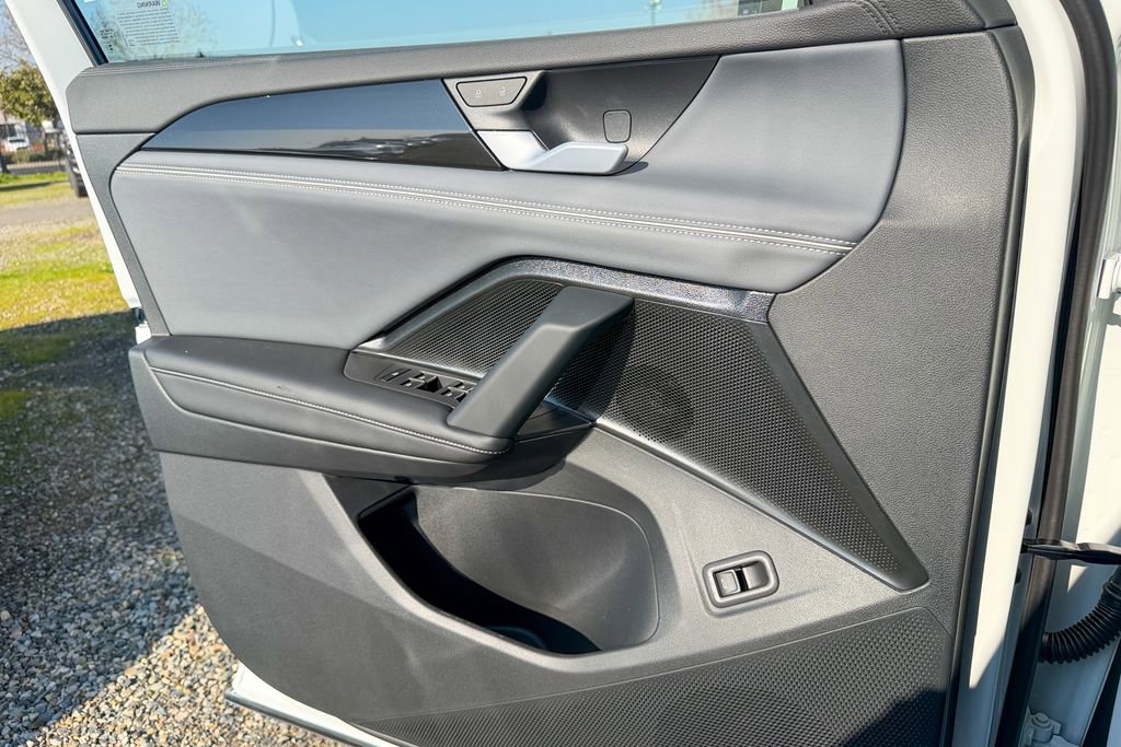 New 2026 Volkswagen Tiguan SEL R-Line image 14