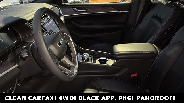 Used 2024 Jeep Grand Cherokee L Limited w/ Black Appearance Package image 23