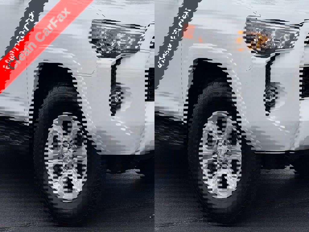 Certified 2024 Toyota 4Runner SR5 Premium image 5