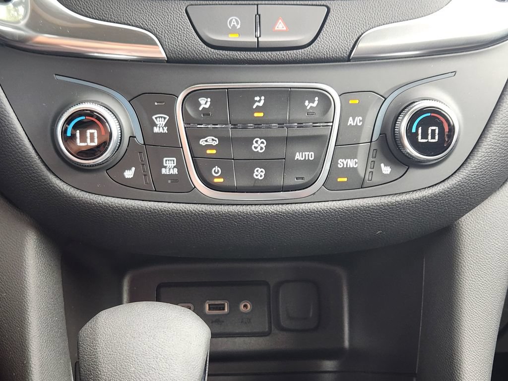 Used 2024 Chevrolet Equinox LT AWD/4WD image 10