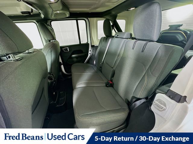 Used 2025 Jeep Wrangler Unlimited Sahara image 24