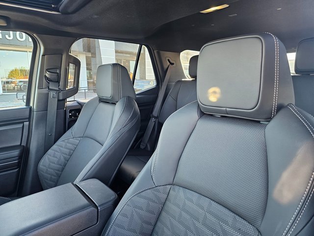 Used 2025 Toyota 4Runner TRD Off-Road Premium image 21