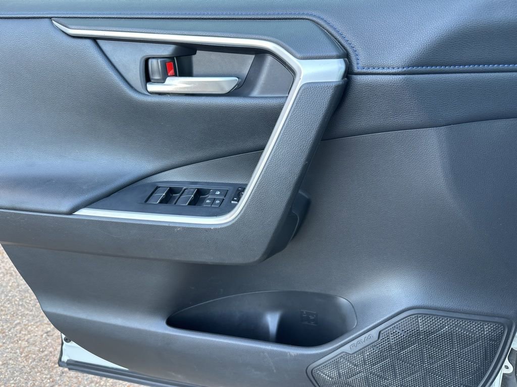 Used 2020 Toyota RAV4 XSE image 13