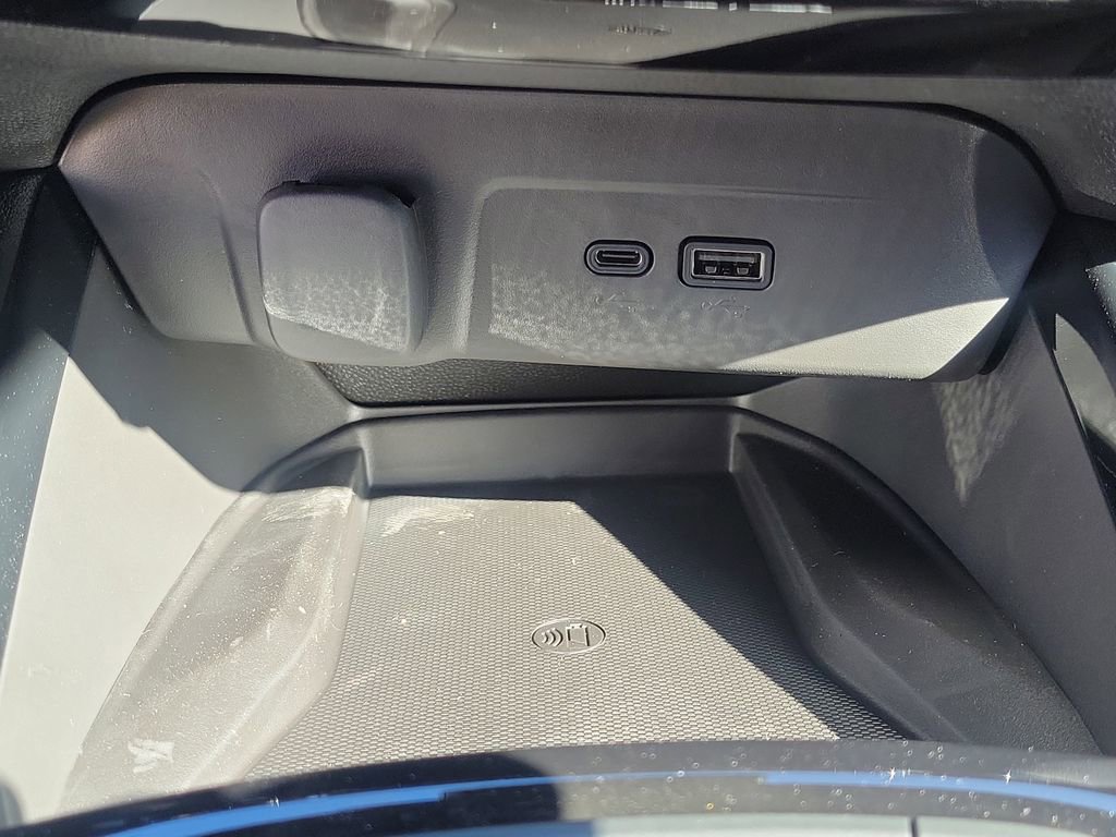 New 2026 Chevrolet Trax RS w/ Sunroof Package image 29