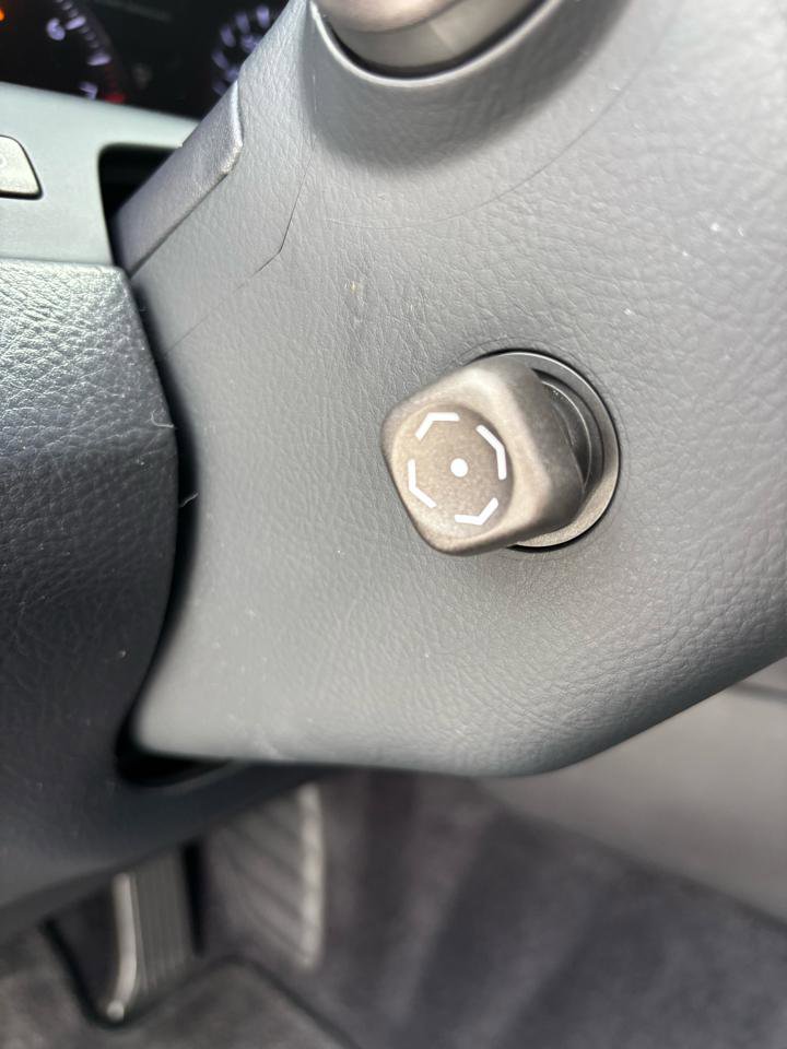 Used 2010 Lexus LS 460 Luxury RWD image 13