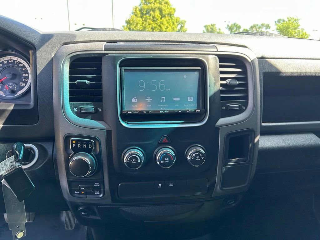Used 2017 RAM 1500 Express AWD/4WD image 16