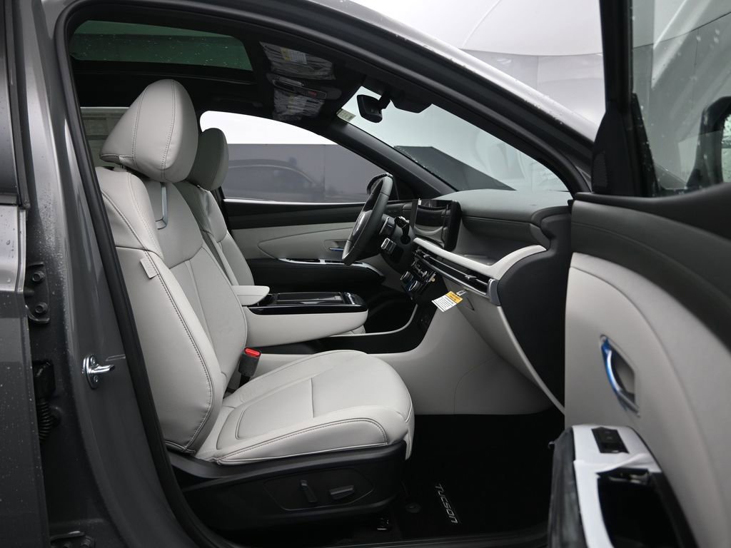 New 2026 Hyundai Tucson Limited image 32