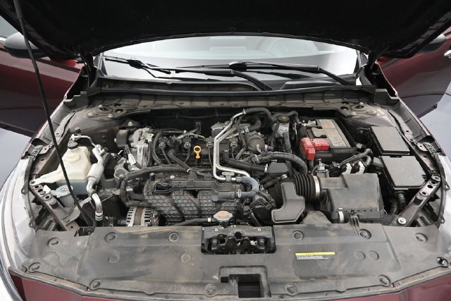 Used 2025 Nissan Altima 2.5 SV FWD image 24