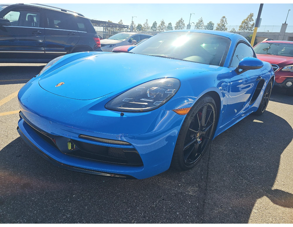 Used 2025 Porsche 718 Cayman GTS RWD image 4