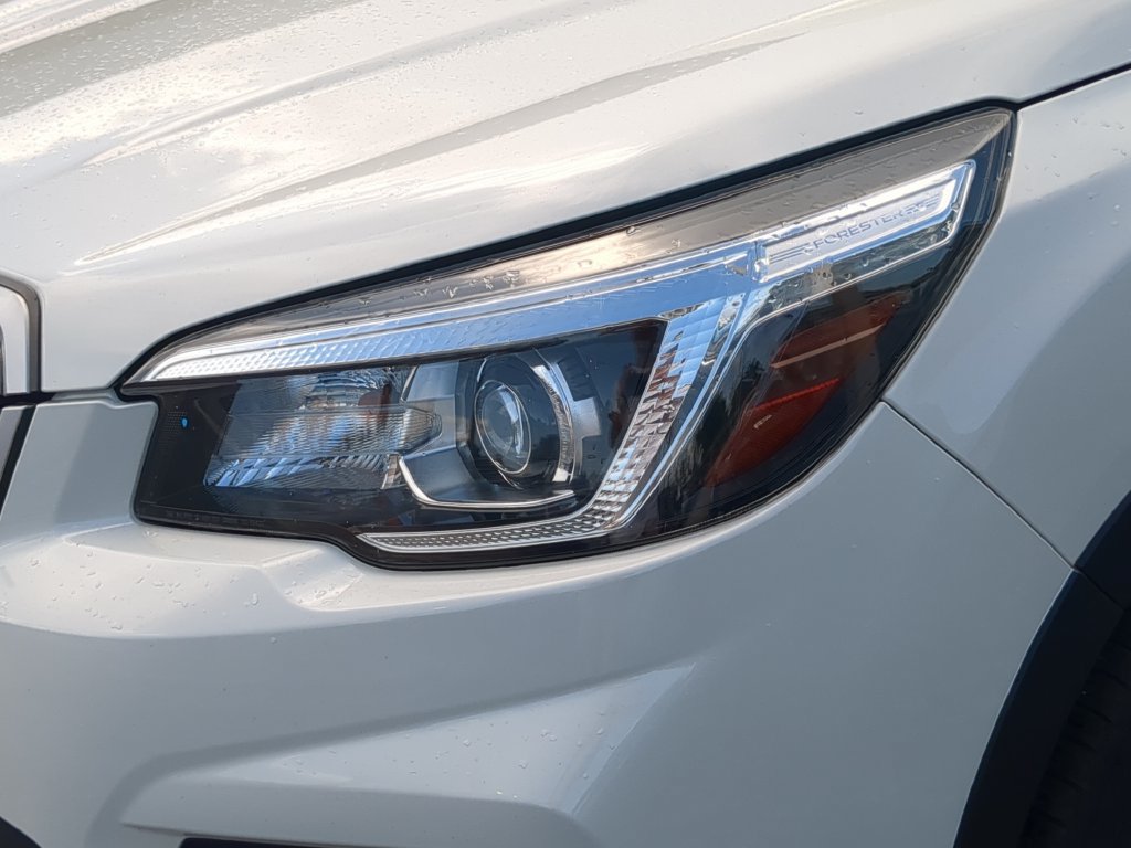 Used 2019 Subaru Forester Premium AWD/4WD image 8