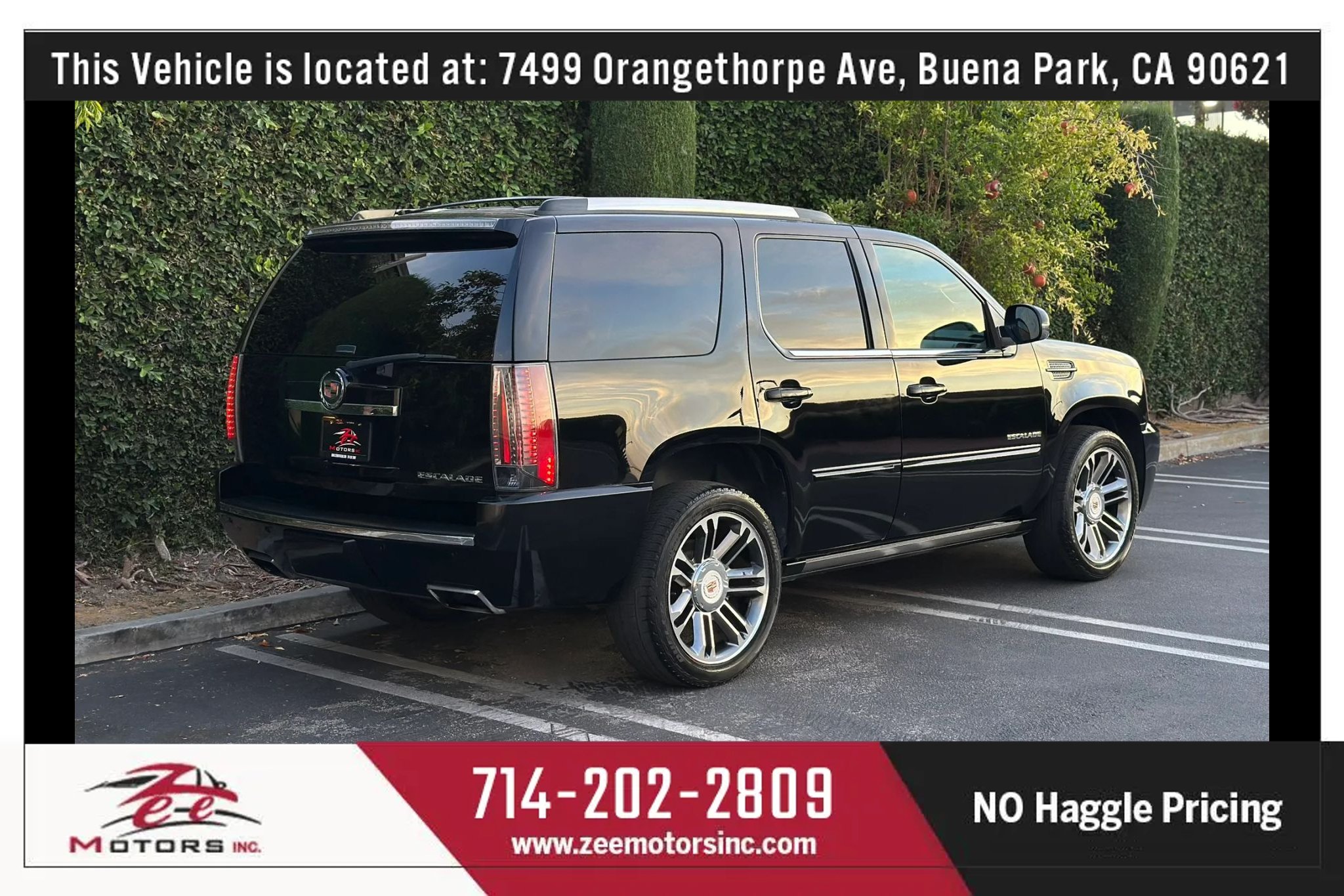Used 2013 Cadillac Escalade Premium AWD/4WD image 7