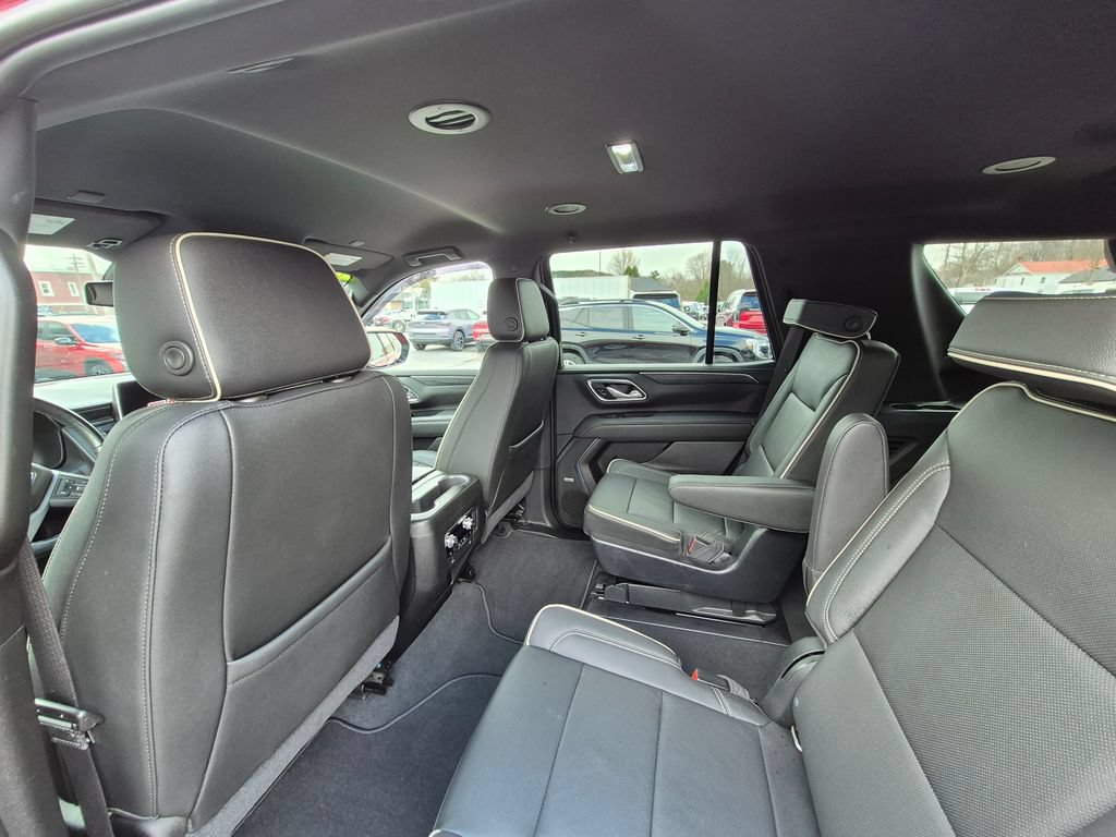 Certified 2021 GMC Yukon SLT w/ SLT Luxury Package AWD/4WD image 24