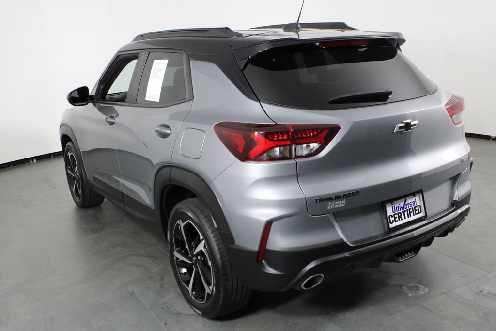 Used 2023 Chevrolet TrailBlazer RS image 3
