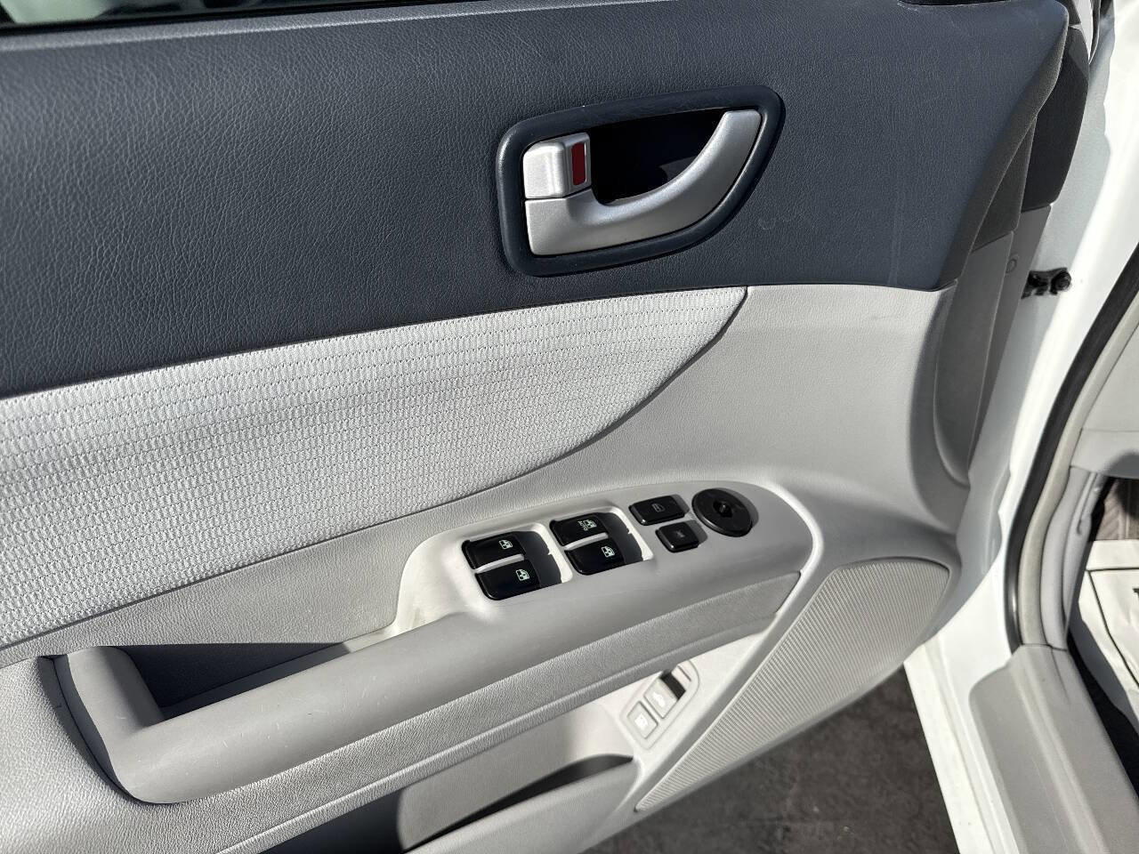 Used 2008 Hyundai Sonata SE image 13