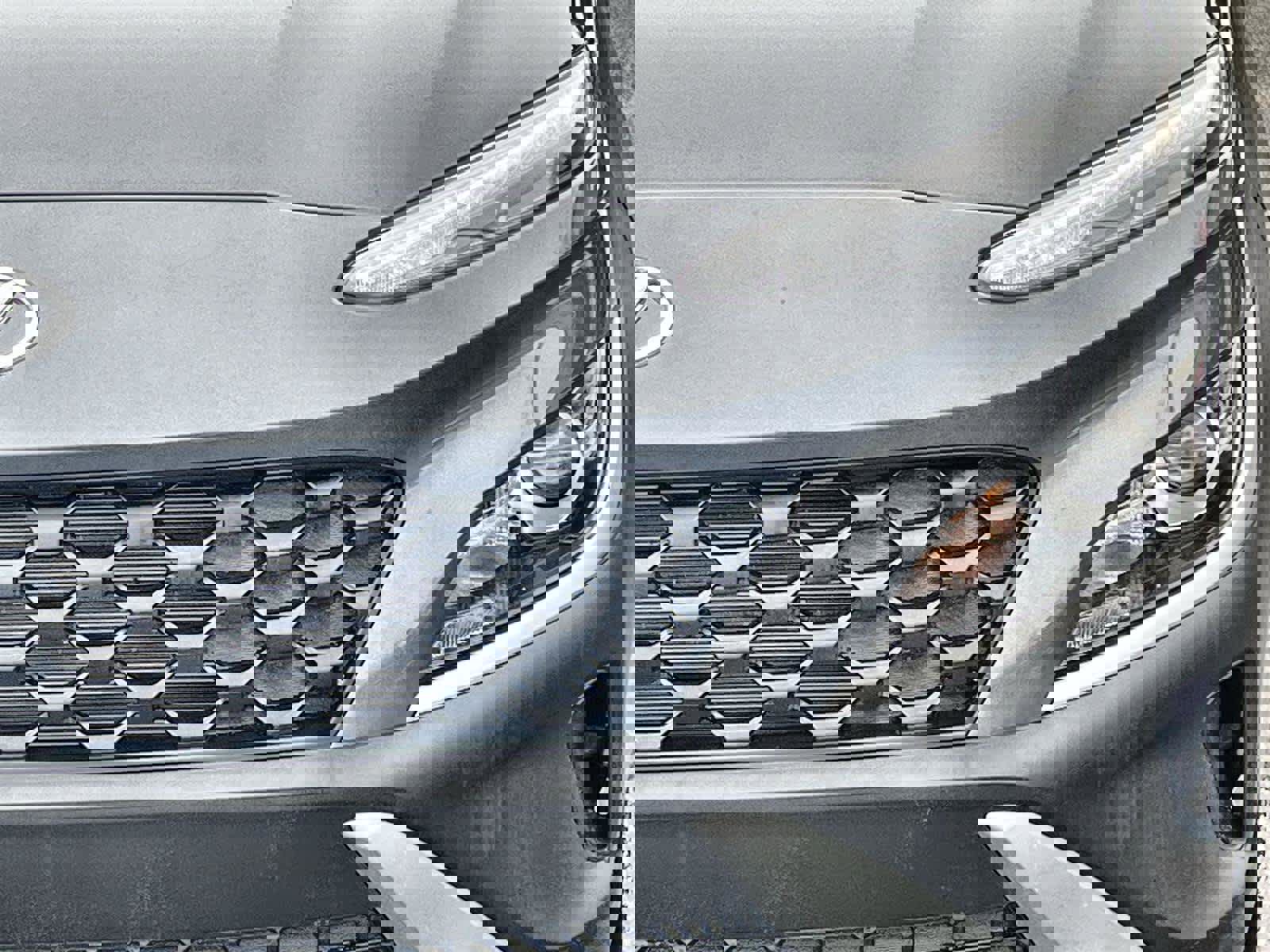 Used 2023 Hyundai Kona SE w/ Cargo Package image 9