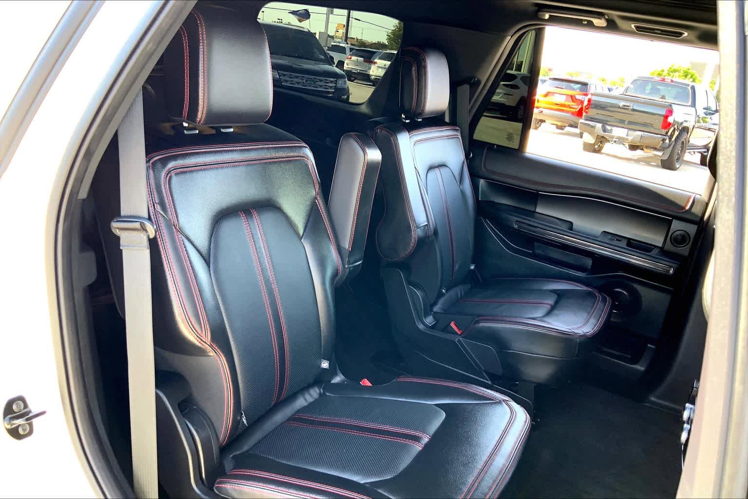 Used 2021 Ford Expedition Limited RWD image 19