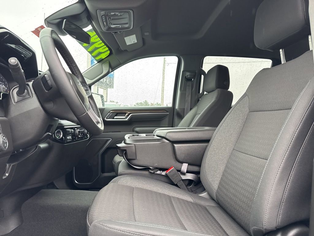 Used 2026 Chevrolet Silverado 1500 RST AWD/4WD image 18