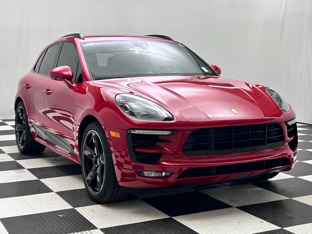 Used 2018 Porsche Macan GTS w/ Premium Package Plus AWD/4WD image 2