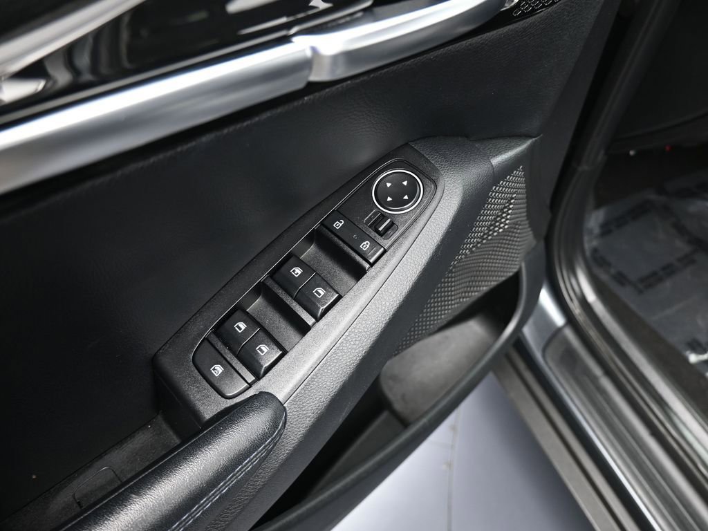 Used 2023 Kia Seltos S w/ Navigation Package image 13