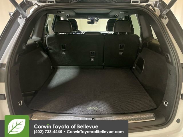 Used 2025 Jeep Grand Cherokee Summit w/ Adv Protech Group IV image 16